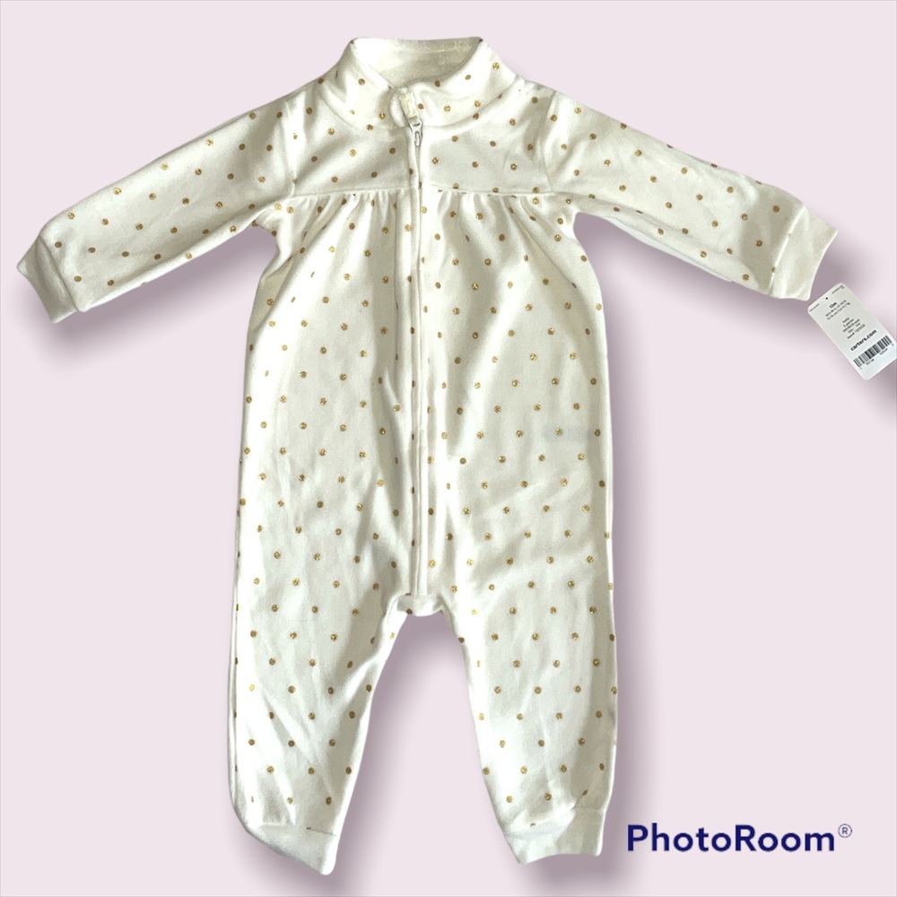 Carter’s NWT onesie 12 months